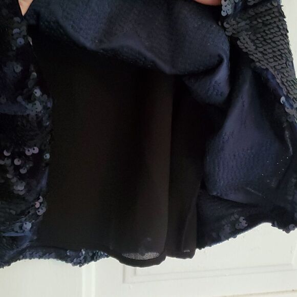 RO + DE Navy Sequined Tank - Picture 7 of 11